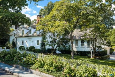 298 Harbor Road Fairfield CT 06890