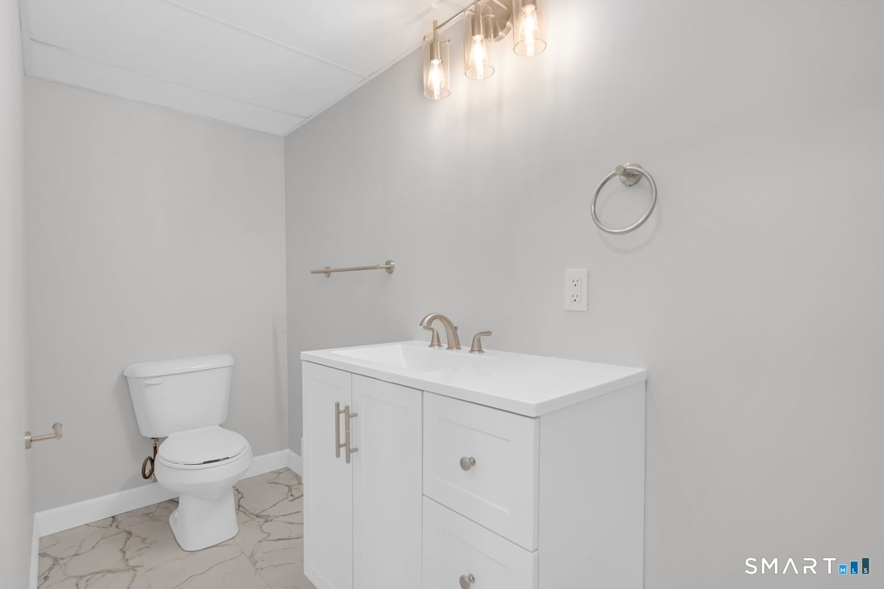129 Midwell Road Wethersfield CT 06109