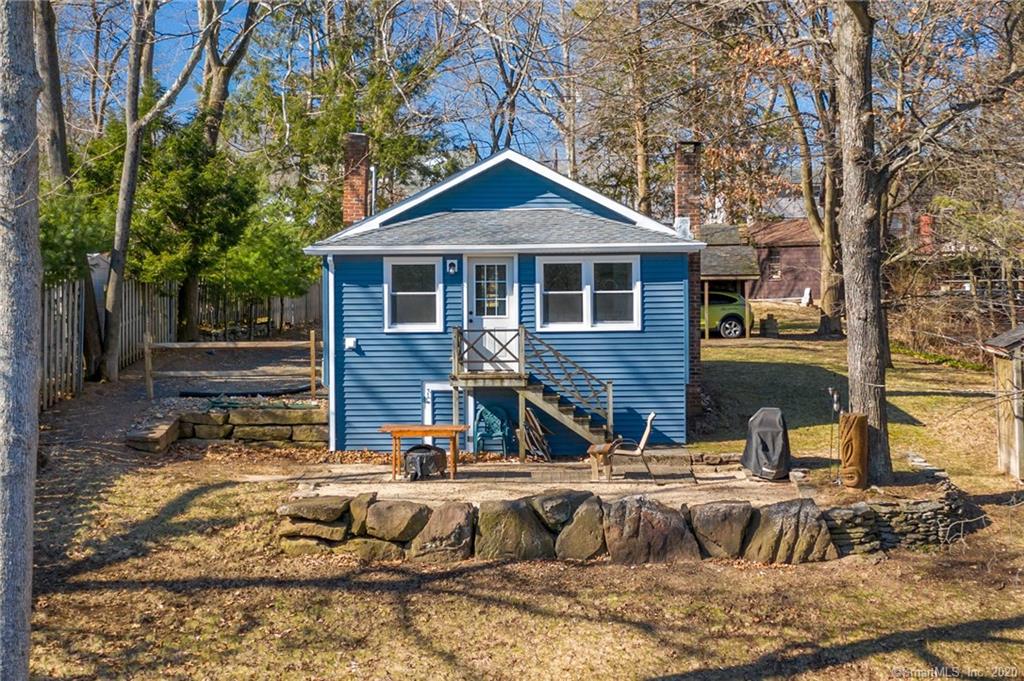 148 Crystal Lake Road Middletown CT 06457