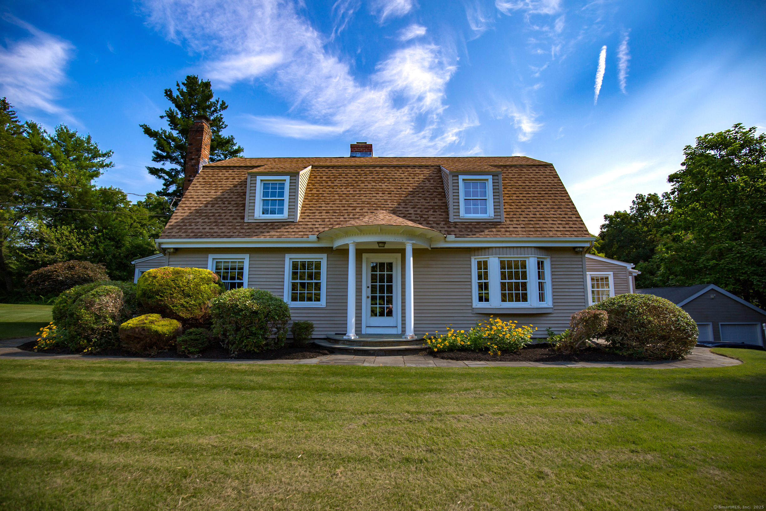 20 Tunxis Avenue East Granby CT 06026