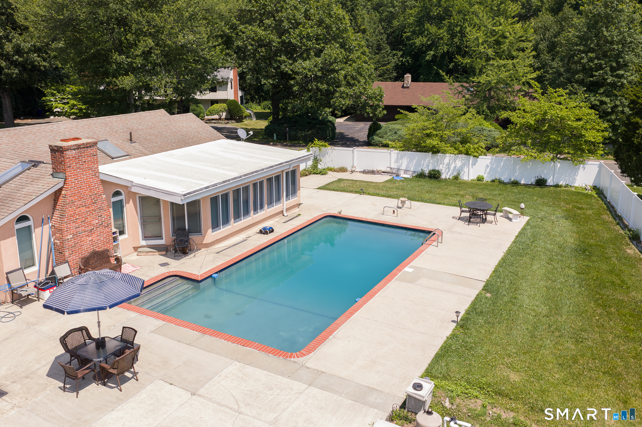 112 Bittersweet Hill Wethersfield CT 06109
