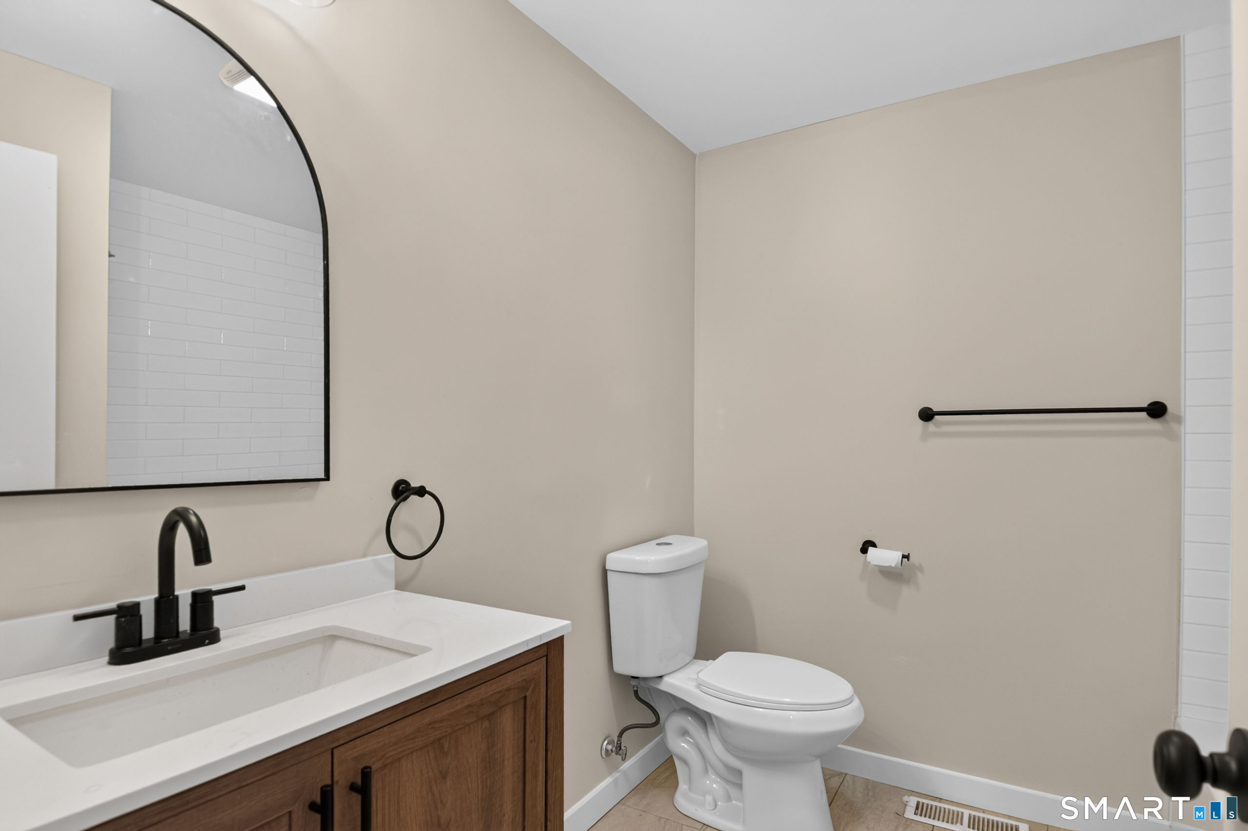 141 Laurel Street West Haven CT 06516