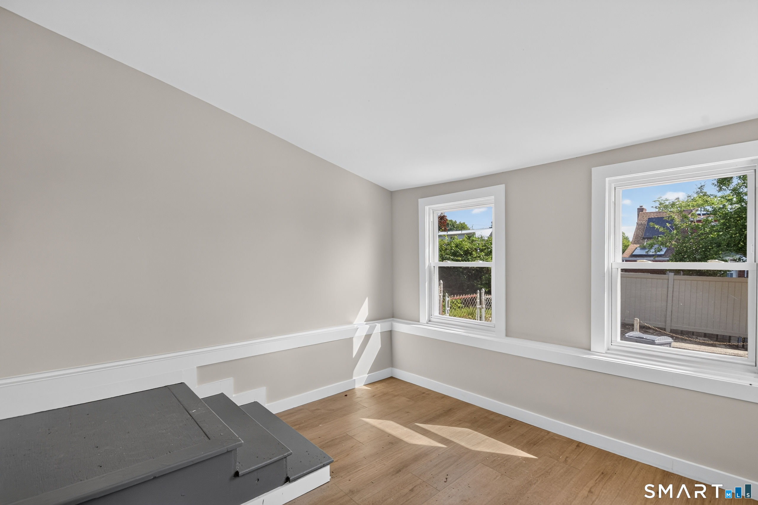 141 Laurel Street West Haven CT 06516