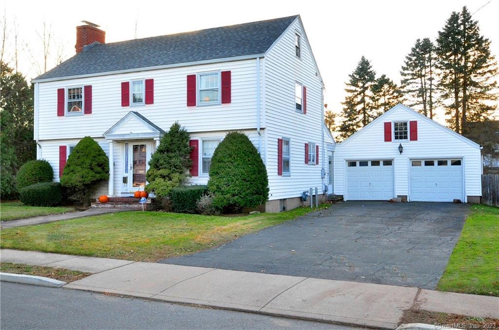 16 Benton Street Manchester CT 06040