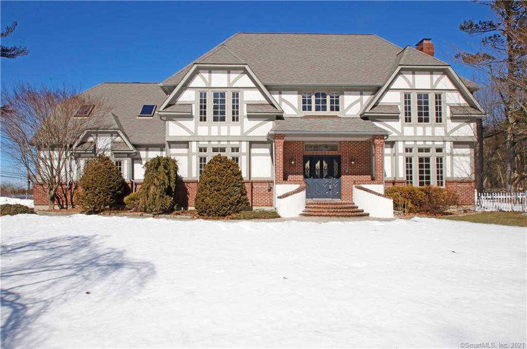 1 Wychwood Lane Oxford CT 06478