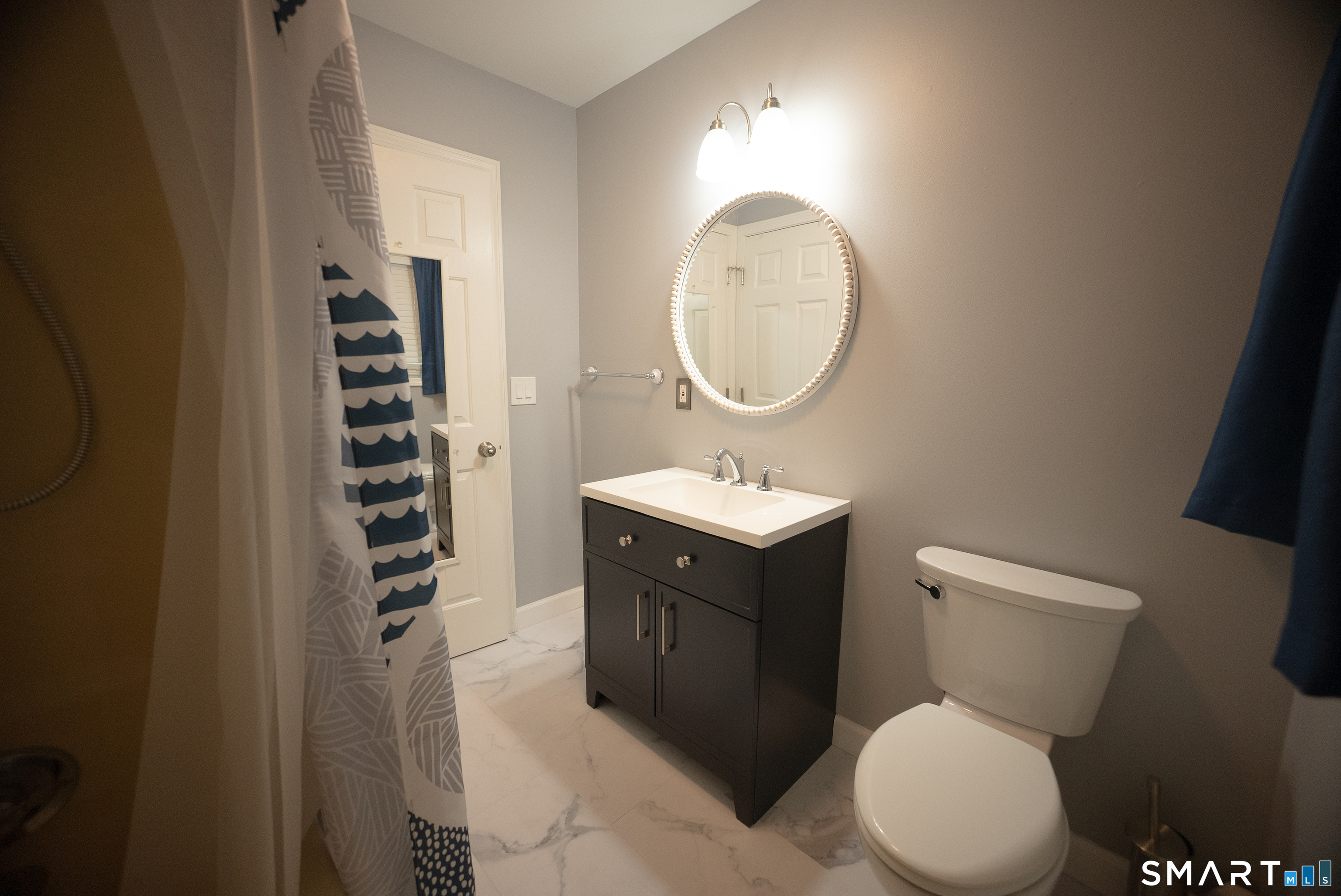 18 Kendall Circle Waterbury CT 06708