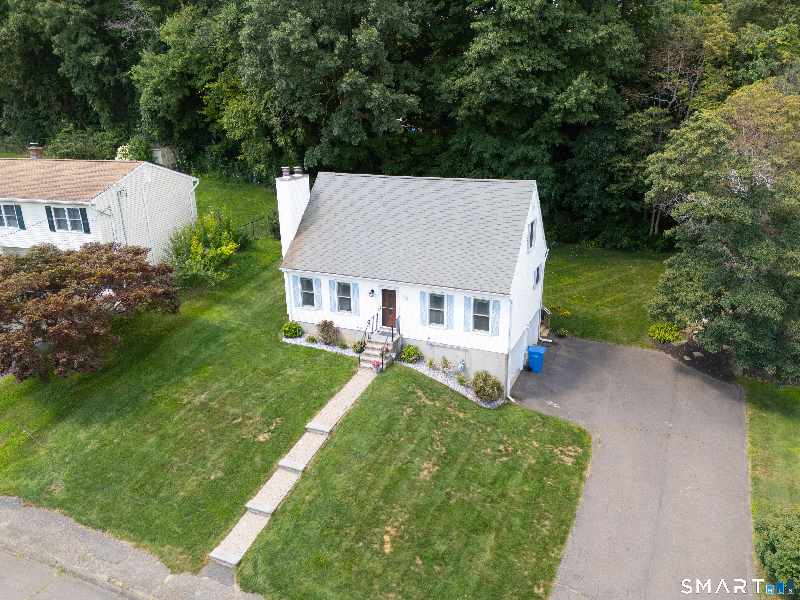 18 Kendall Circle Waterbury CT 06708