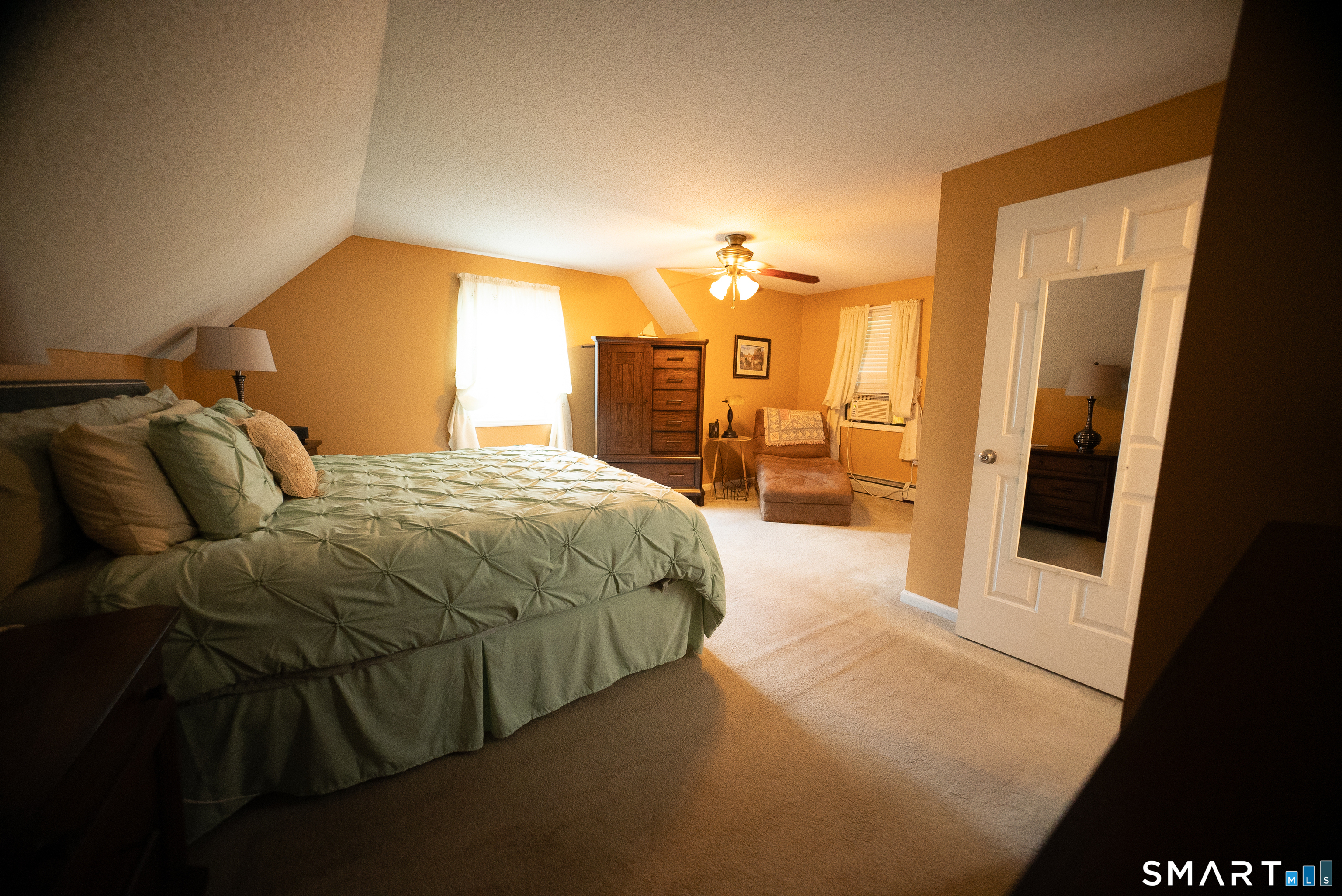 18 Kendall Circle Waterbury CT 06708