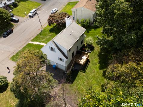 18 Kendall Circle Waterbury CT 06708