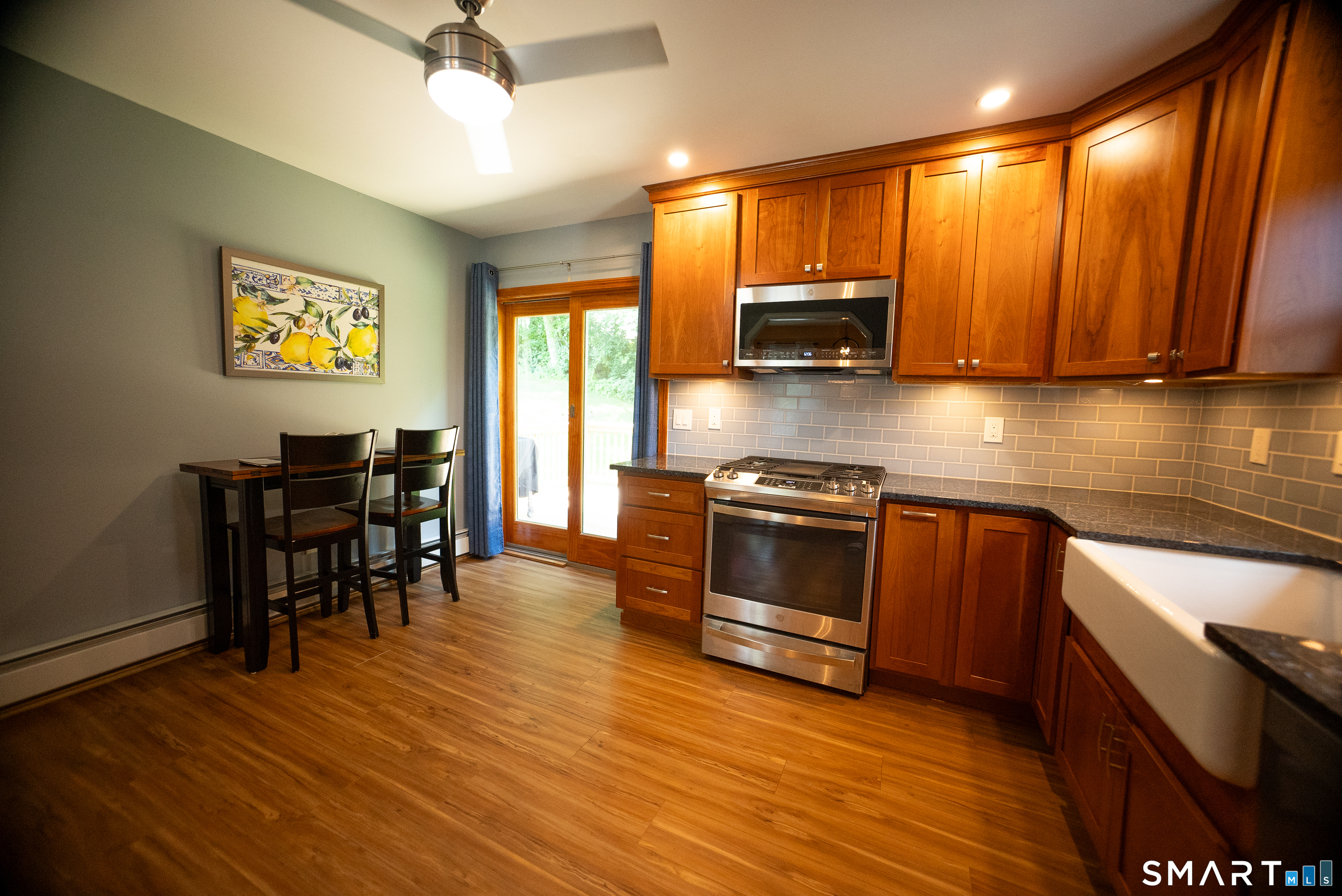 18 Kendall Circle Waterbury CT 06708