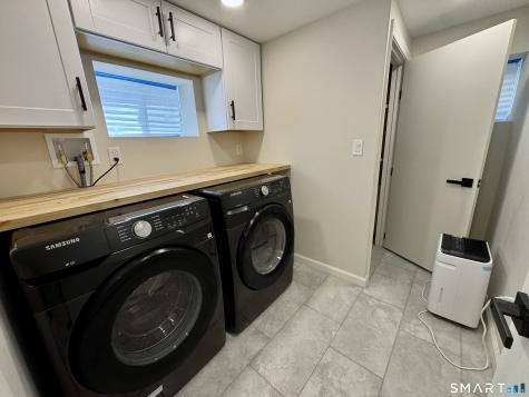 32 Ogden Street West Haven CT 06516