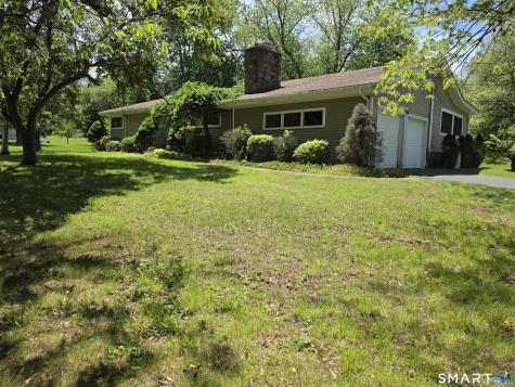 4781 Madison Avenue Trumbull CT 06611