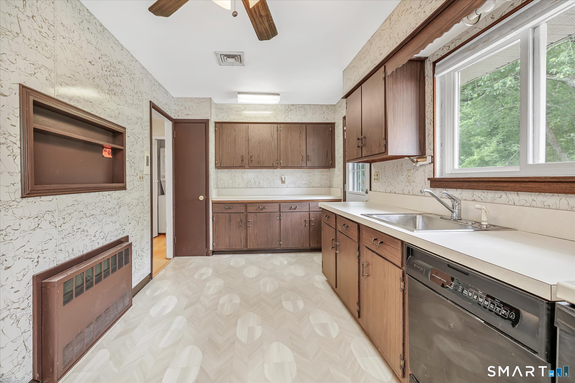 4781 Madison Avenue Trumbull CT 06611