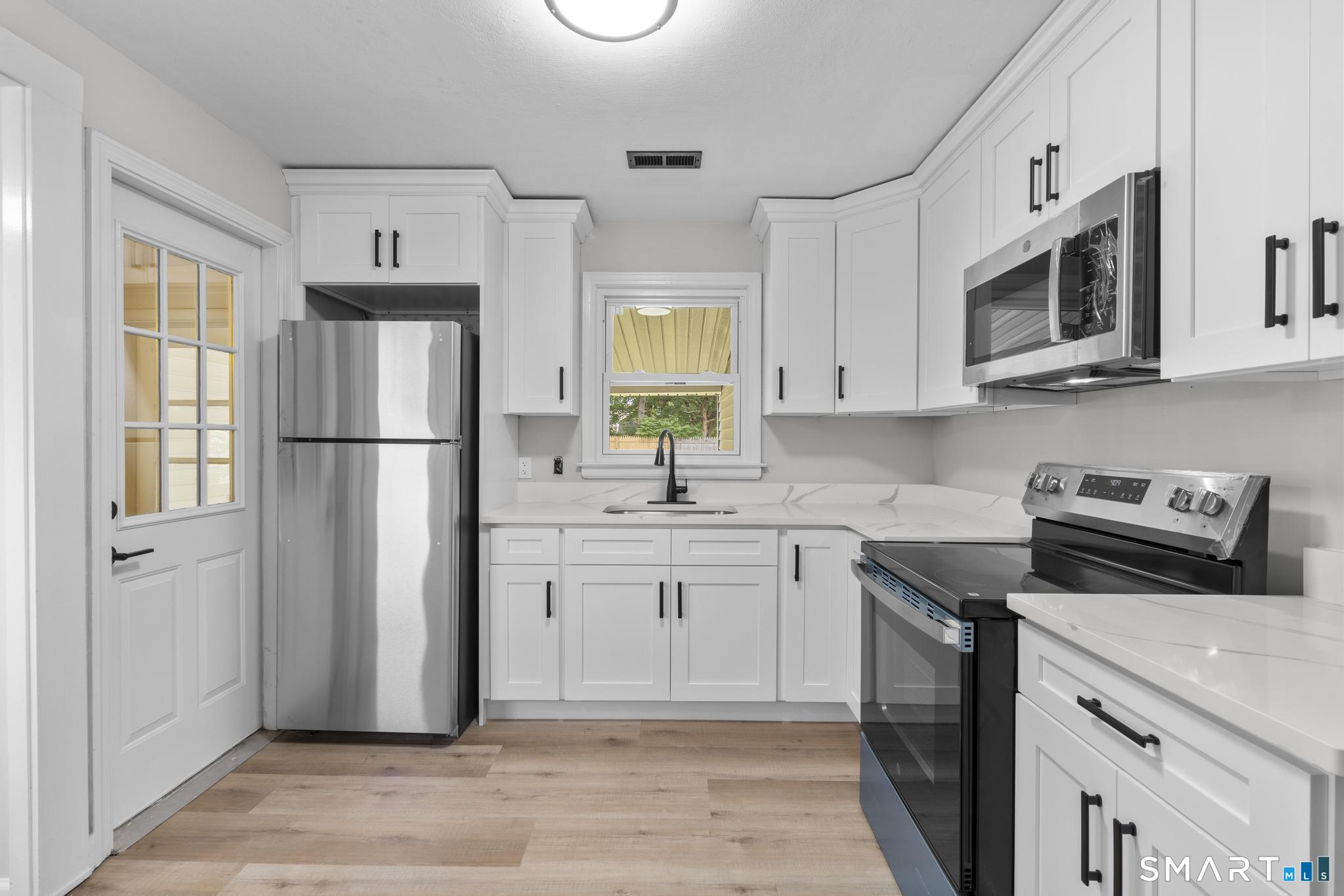74 Thomas Street Hamden CT 06514