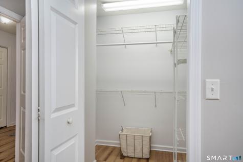 10 Scherer Lane Windsor CT 06095