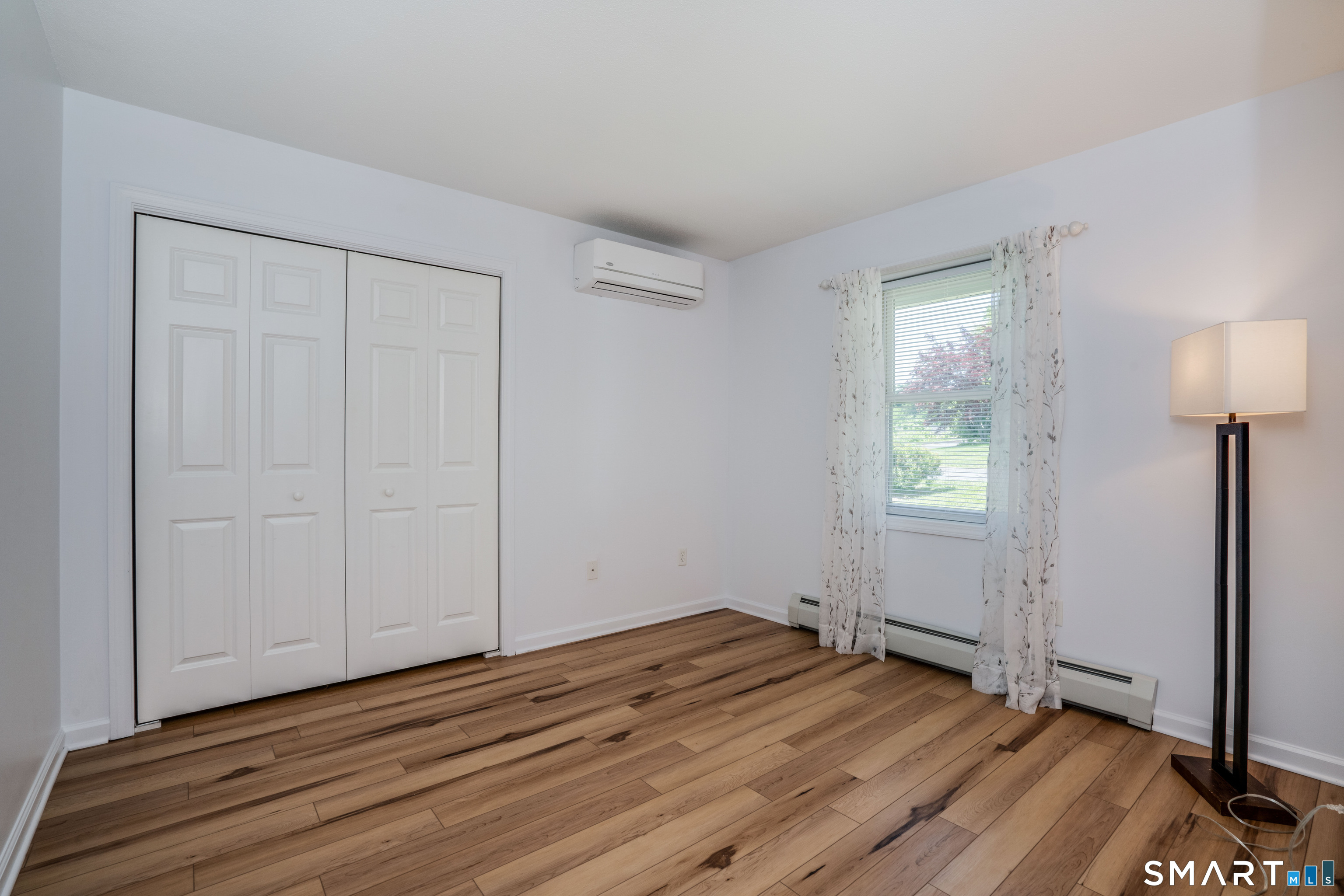 10 Scherer Lane Windsor CT 06095