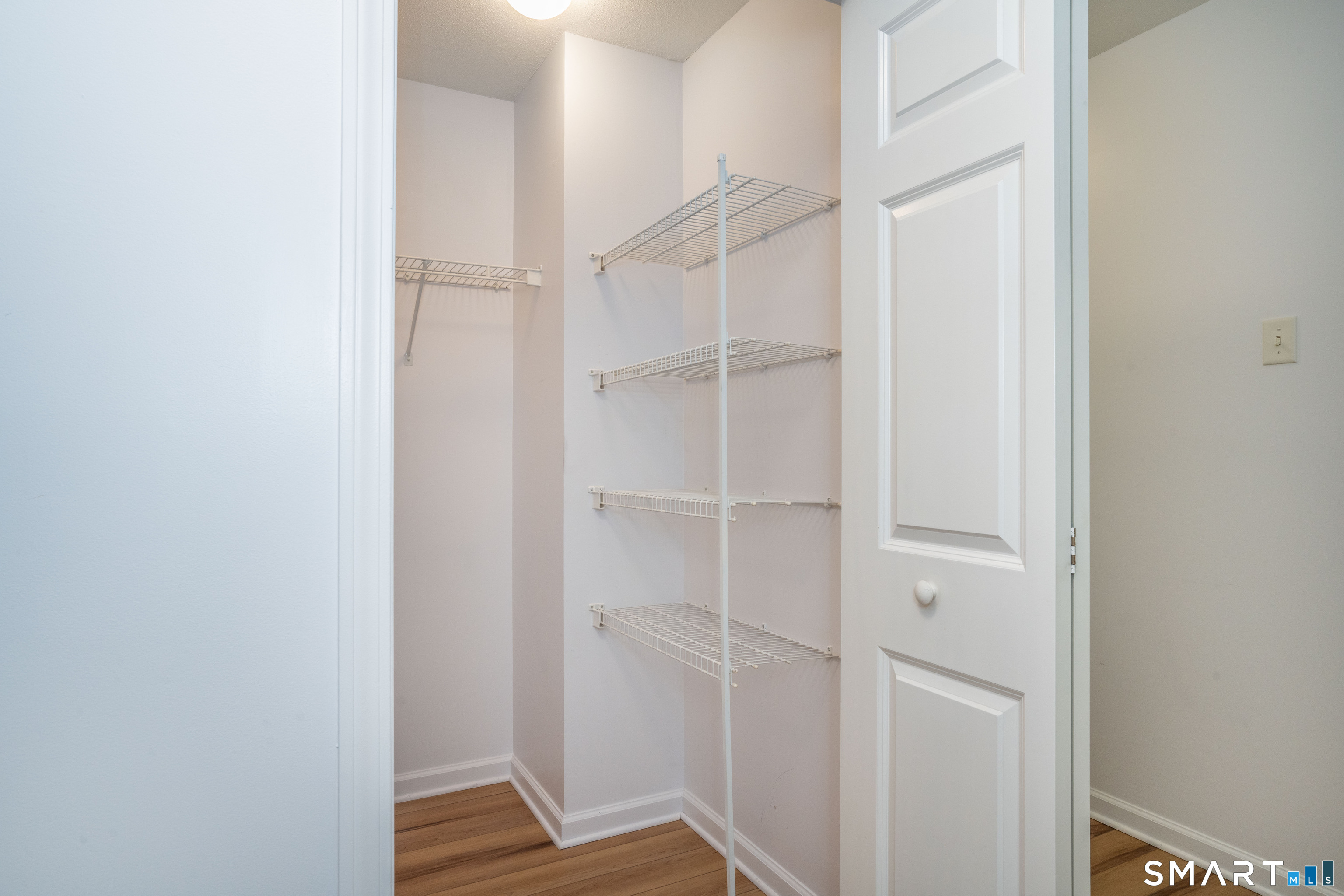 10 Scherer Lane Windsor CT 06095