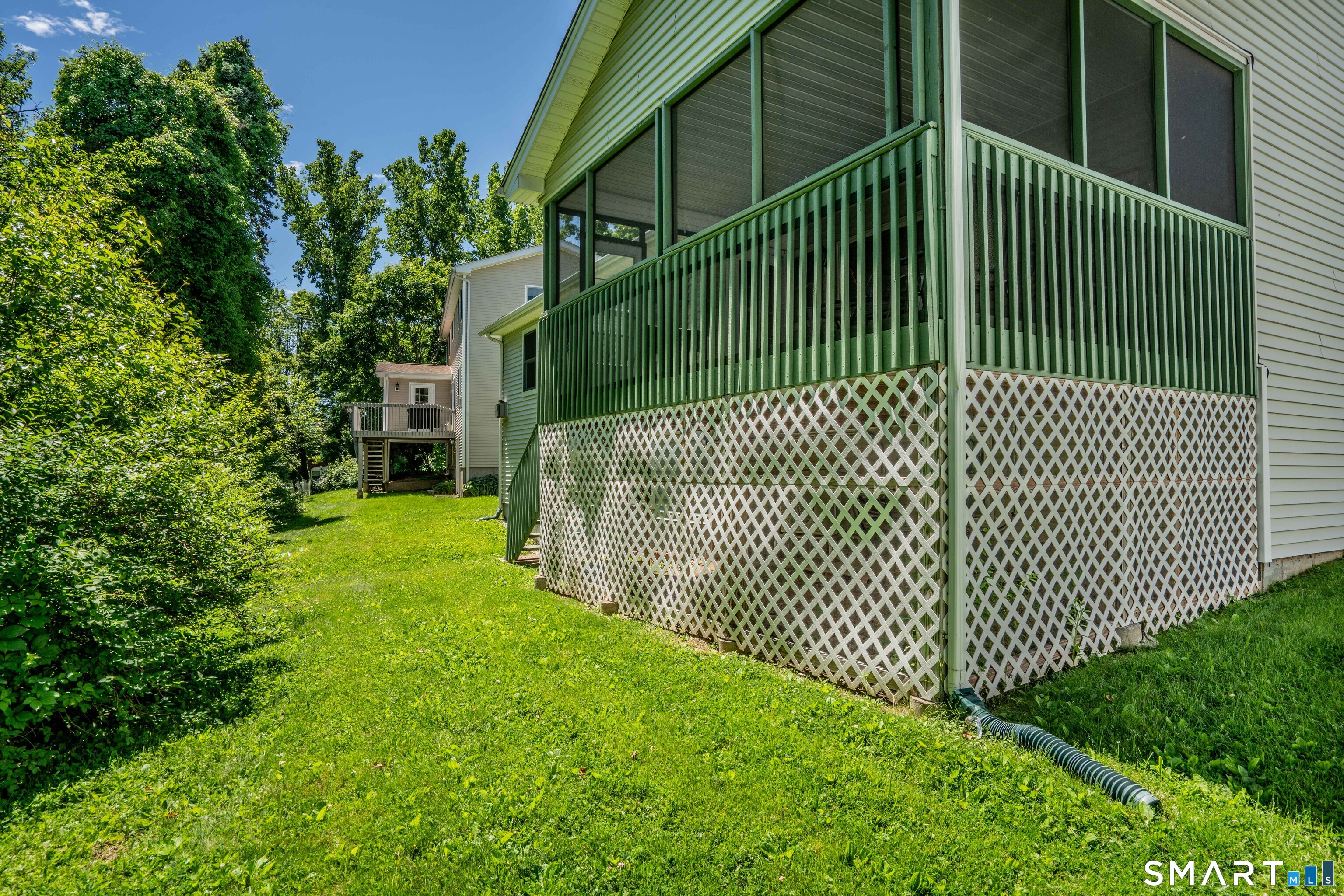 10 Scherer Lane Windsor CT 06095