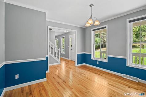 14 Tree Top Lane East Windsor CT 06016