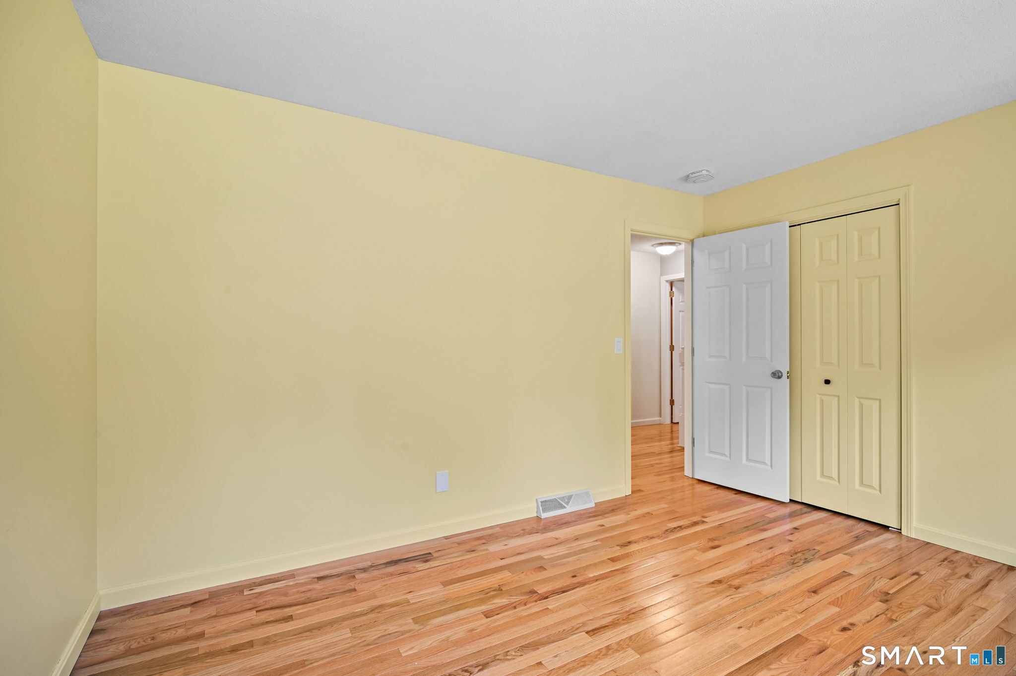 14 Tree Top Lane East Windsor CT 06016