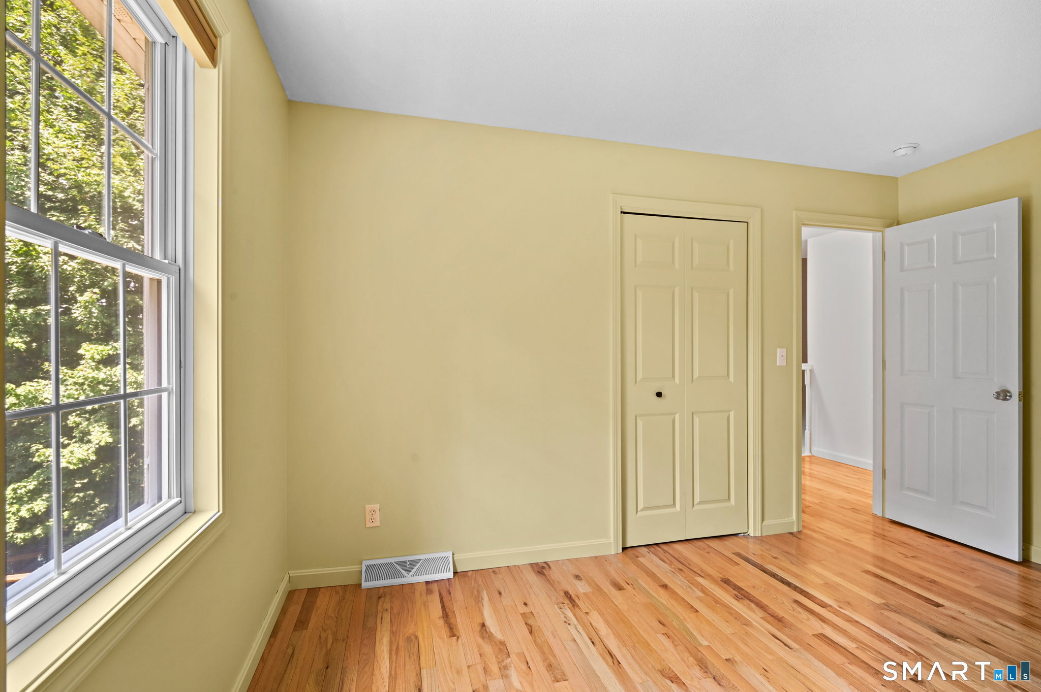 14 Tree Top Lane East Windsor CT 06016