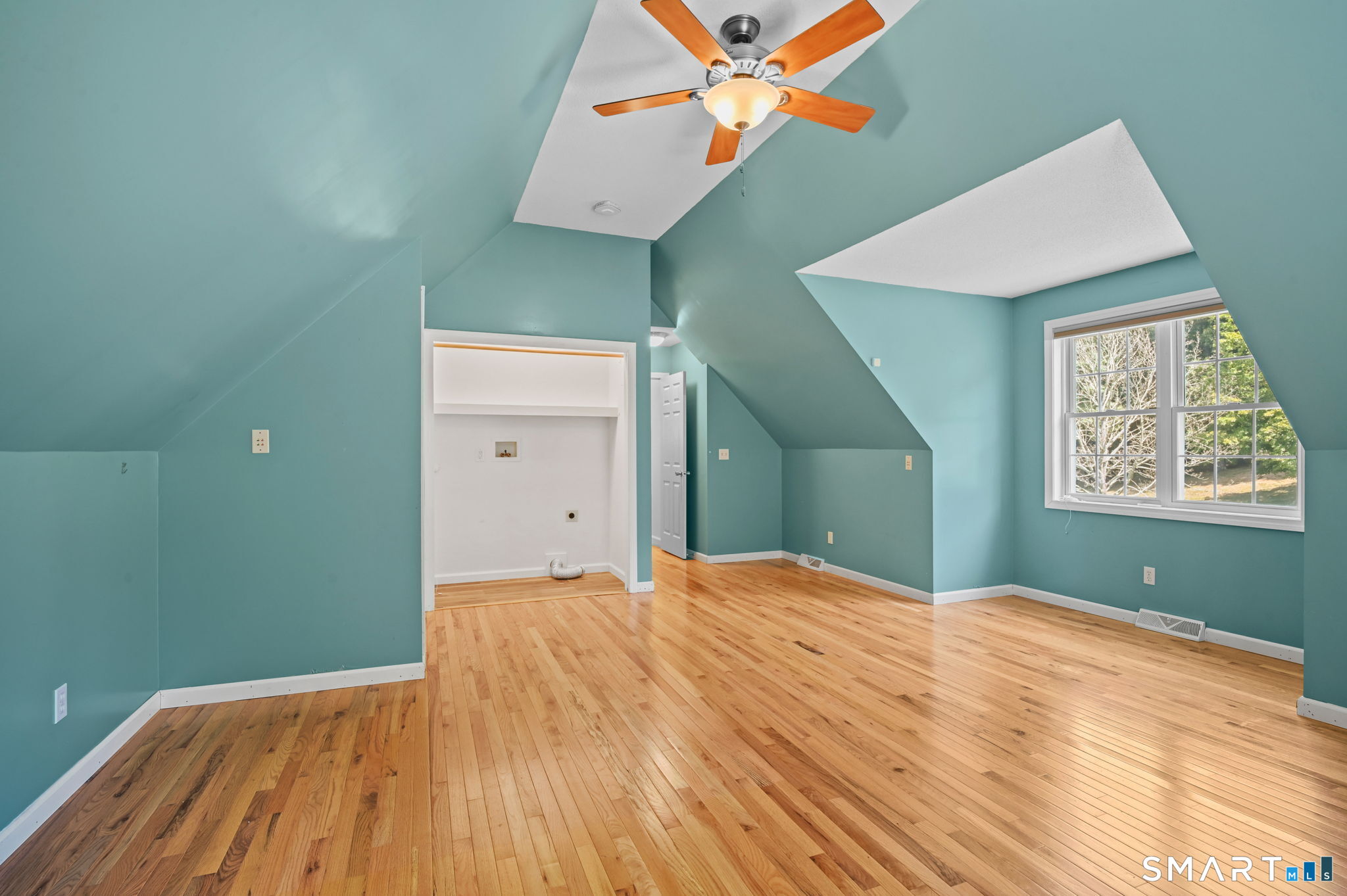 14 Tree Top Lane East Windsor CT 06016