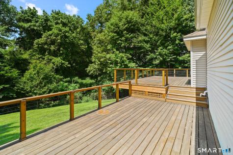 14 Tree Top Lane East Windsor CT 06016