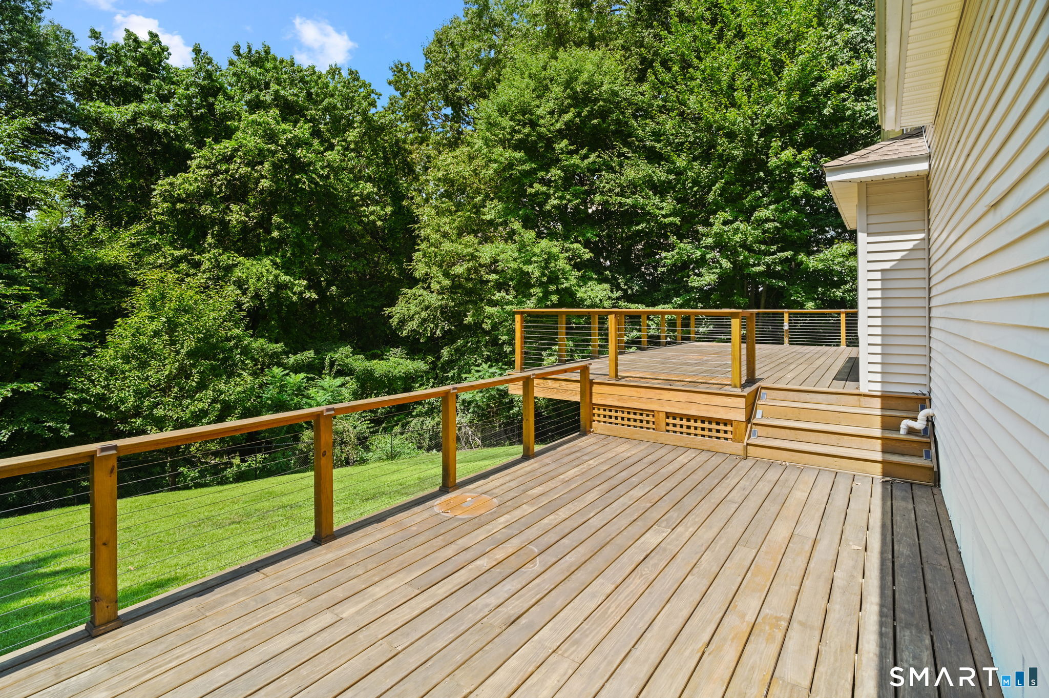 14 Tree Top Lane East Windsor CT 06016