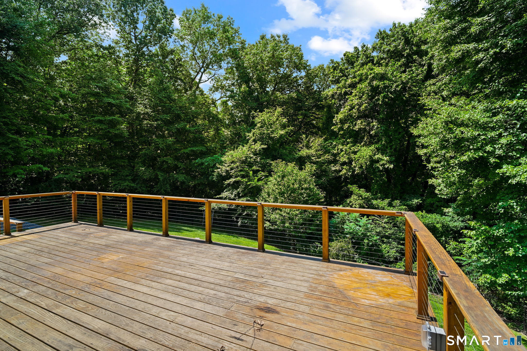 14 Tree Top Lane East Windsor CT 06016