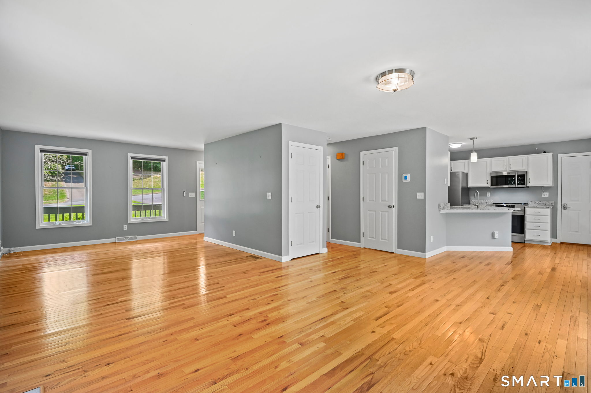 14 Tree Top Lane East Windsor CT 06016