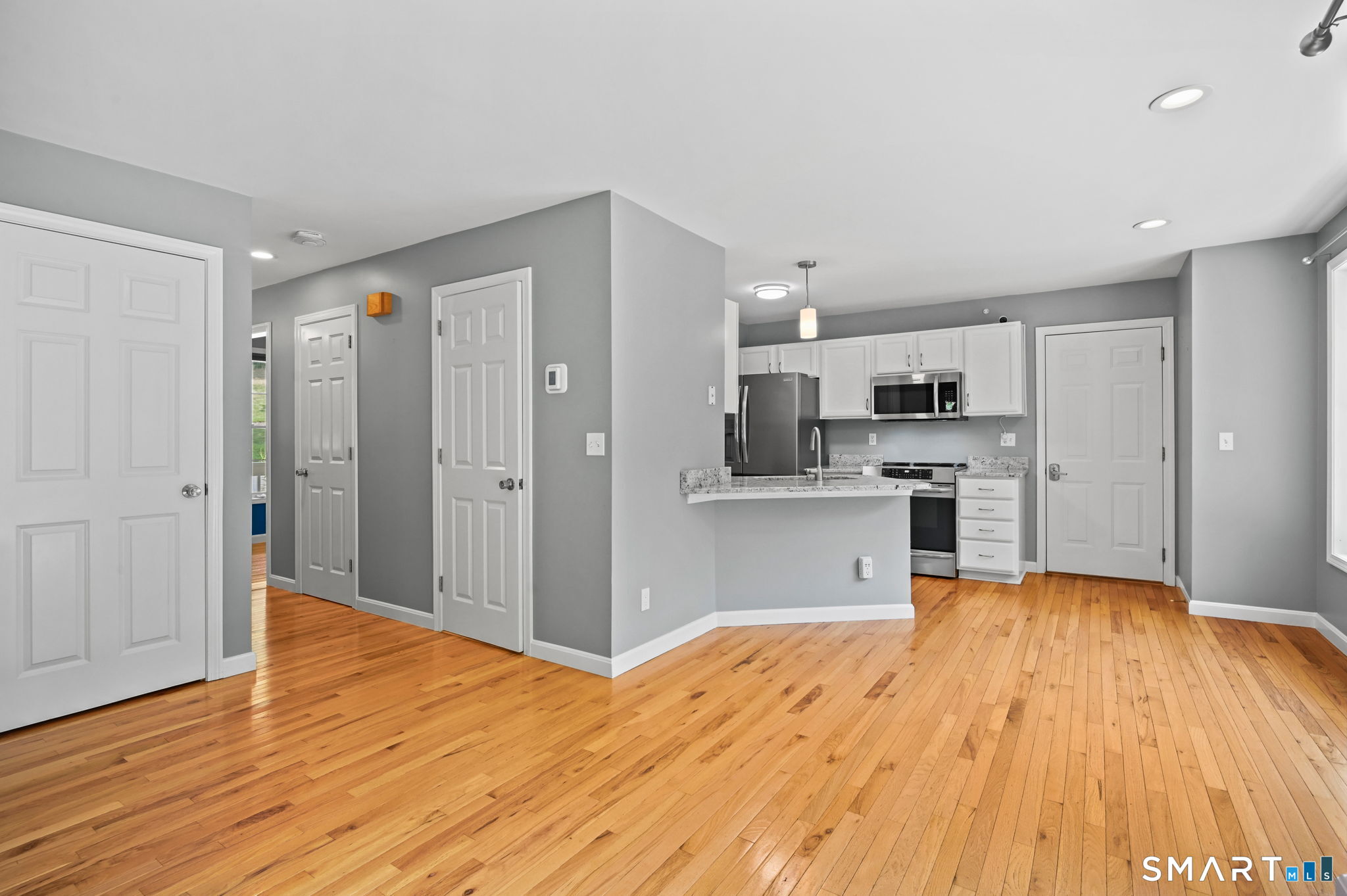 14 Tree Top Lane East Windsor CT 06016