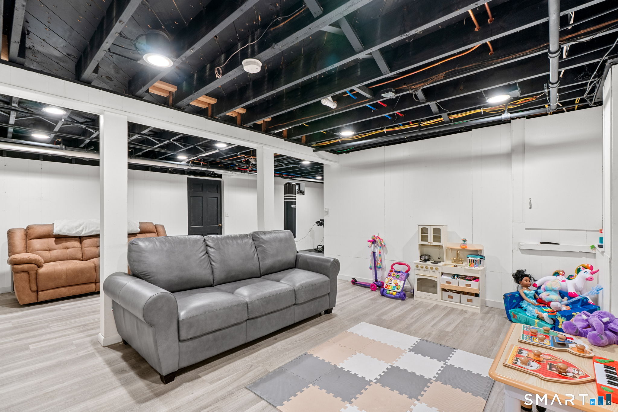 70 Hartwell Road West Hartford CT 06117