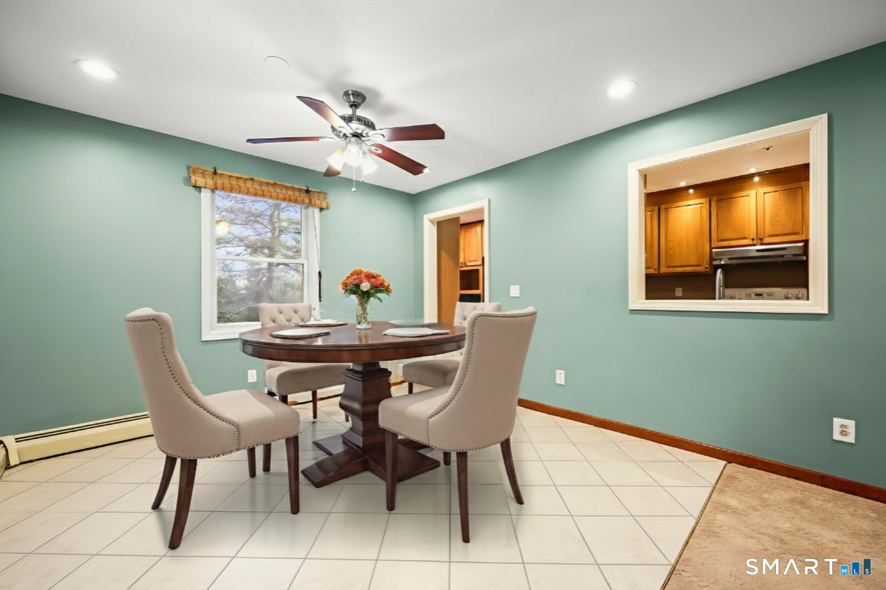 31 Oxford Court Simsbury CT 06070