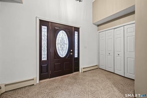 31 Oxford Court Simsbury CT 06070