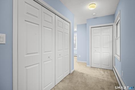 31 Oxford Court Simsbury CT 06070