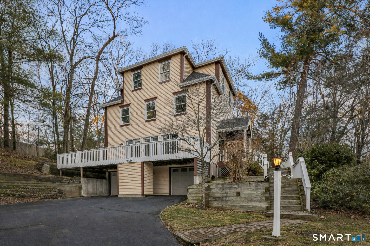 31 Oxford Court Simsbury CT 06070