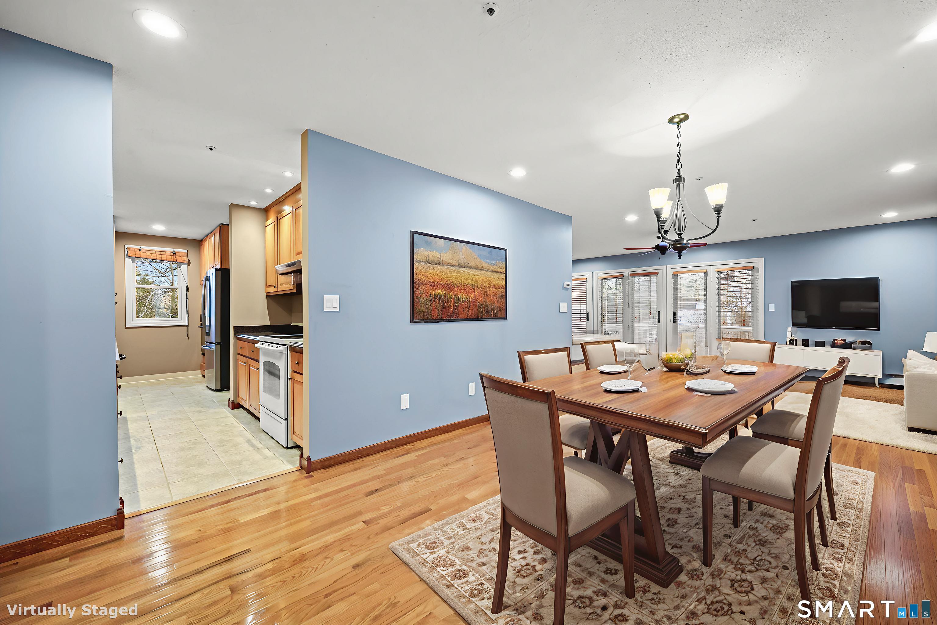 31 Oxford Court Simsbury CT 06070