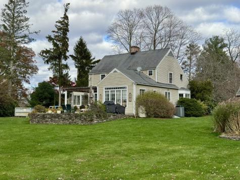 6 Sarah Sanford West Road Bridgewater CT 06752