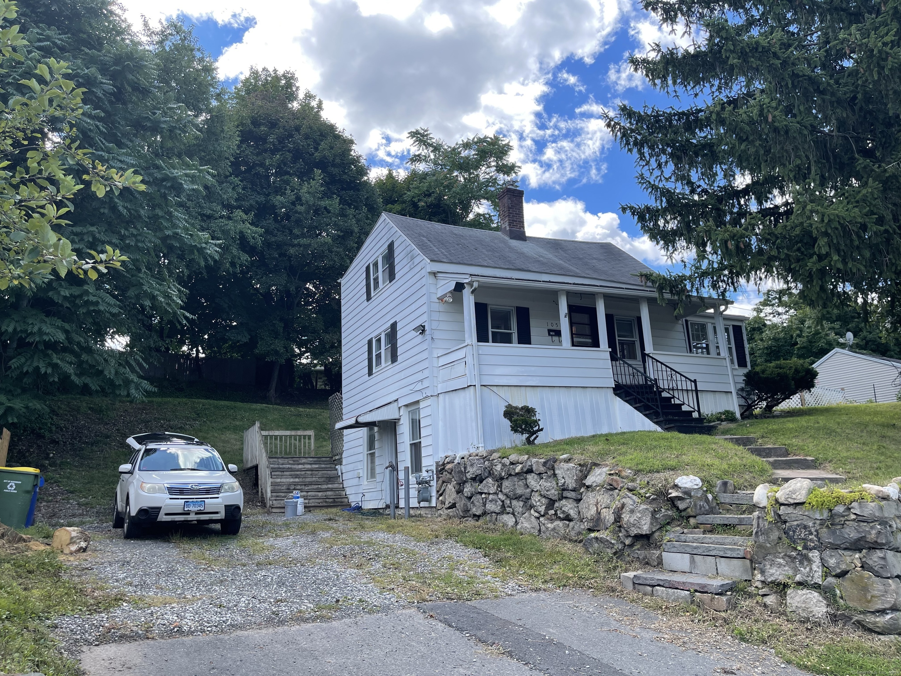 1051 Watertown Avenue Waterbury CT 06708