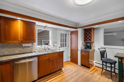 46 Old Black Point Road East Lyme CT 06357
