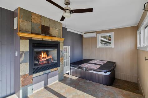 46 Old Black Point Road East Lyme CT 06357