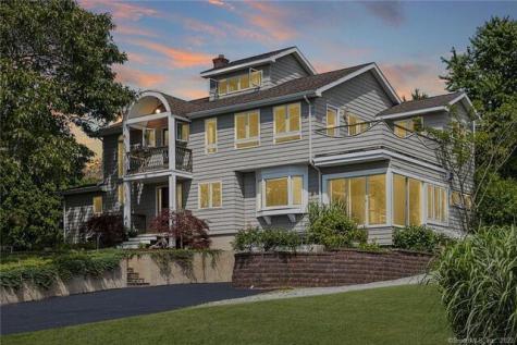 46 Old Black Point Road East Lyme CT 06357