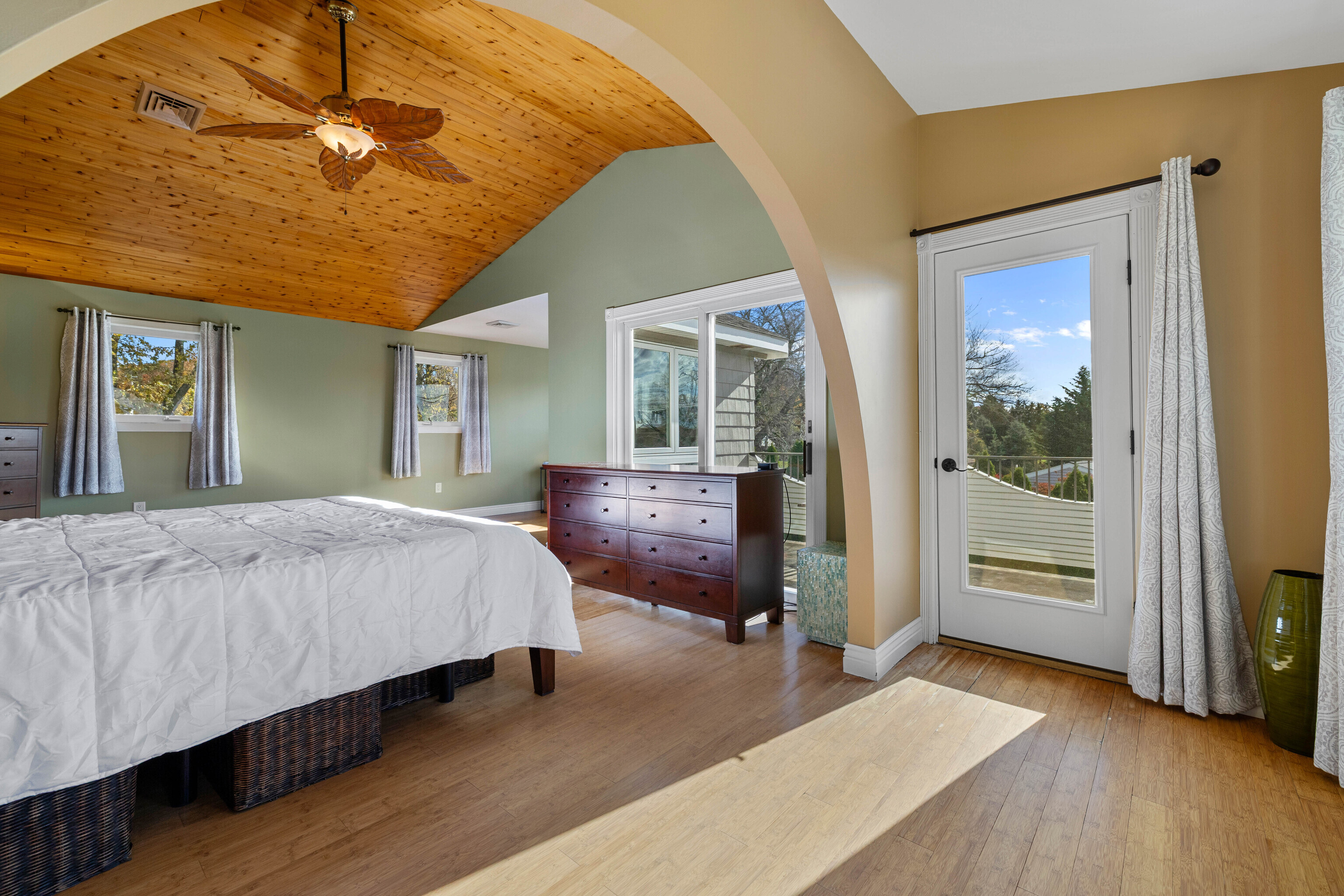 46 Old Black Point Road East Lyme CT 06357