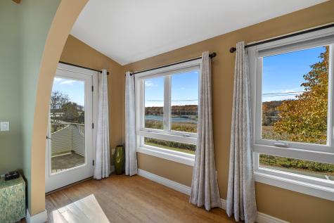 46 Old Black Point Road East Lyme CT 06357