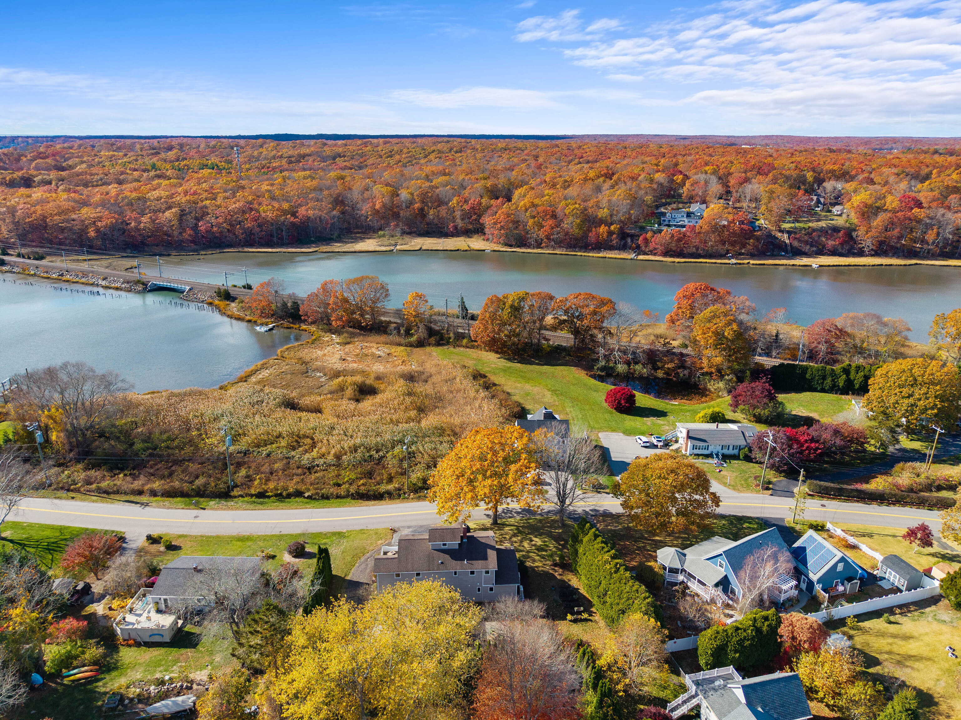 46 Old Black Point Road East Lyme CT 06357