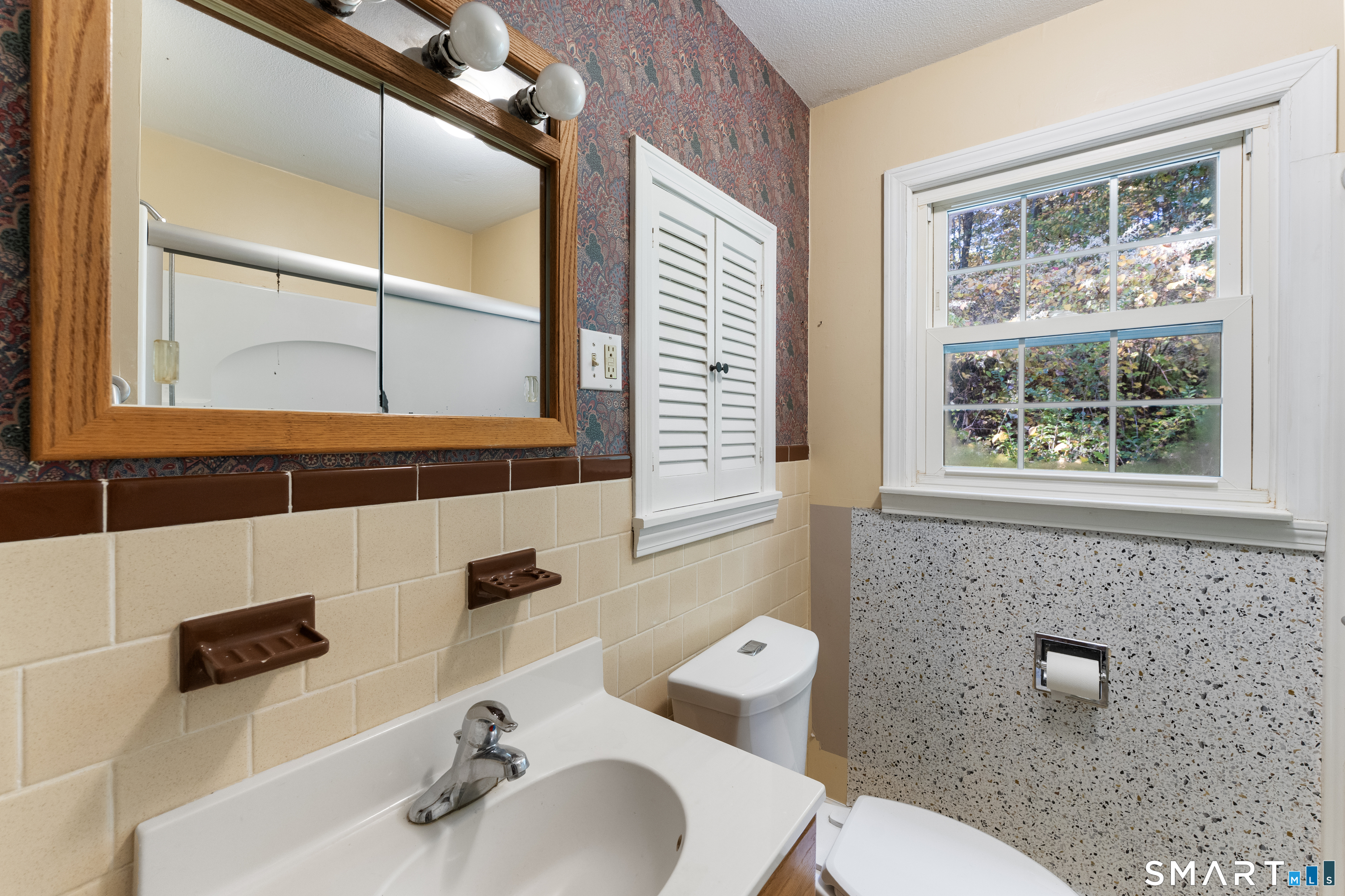 82 Little Pond Road Woodstock CT 06281