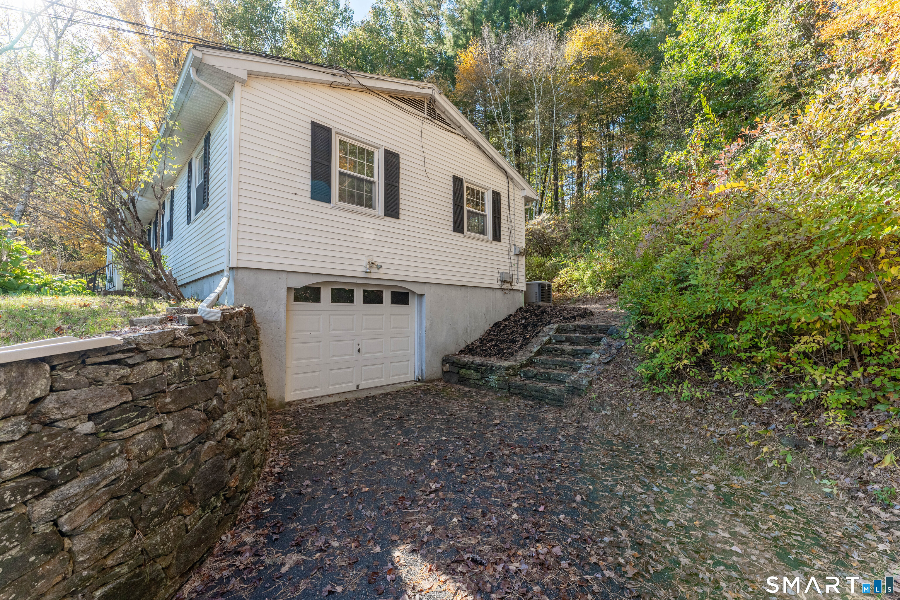 82 Little Pond Road Woodstock CT 06281