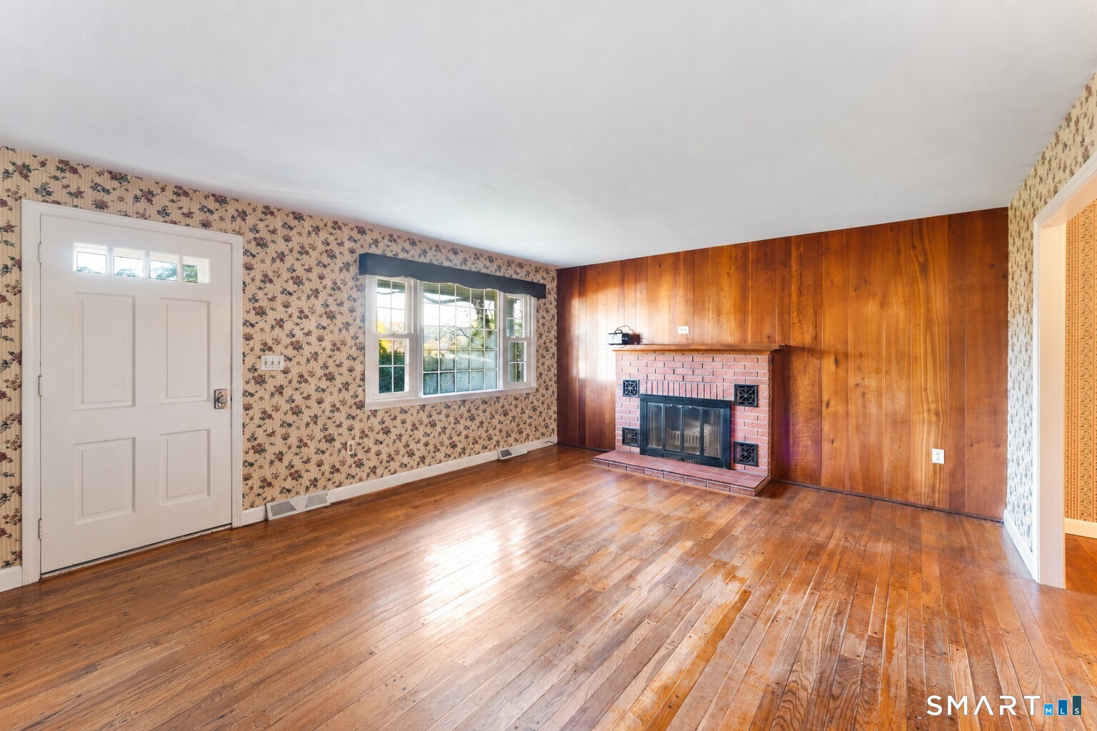 82 Little Pond Road Woodstock CT 06281