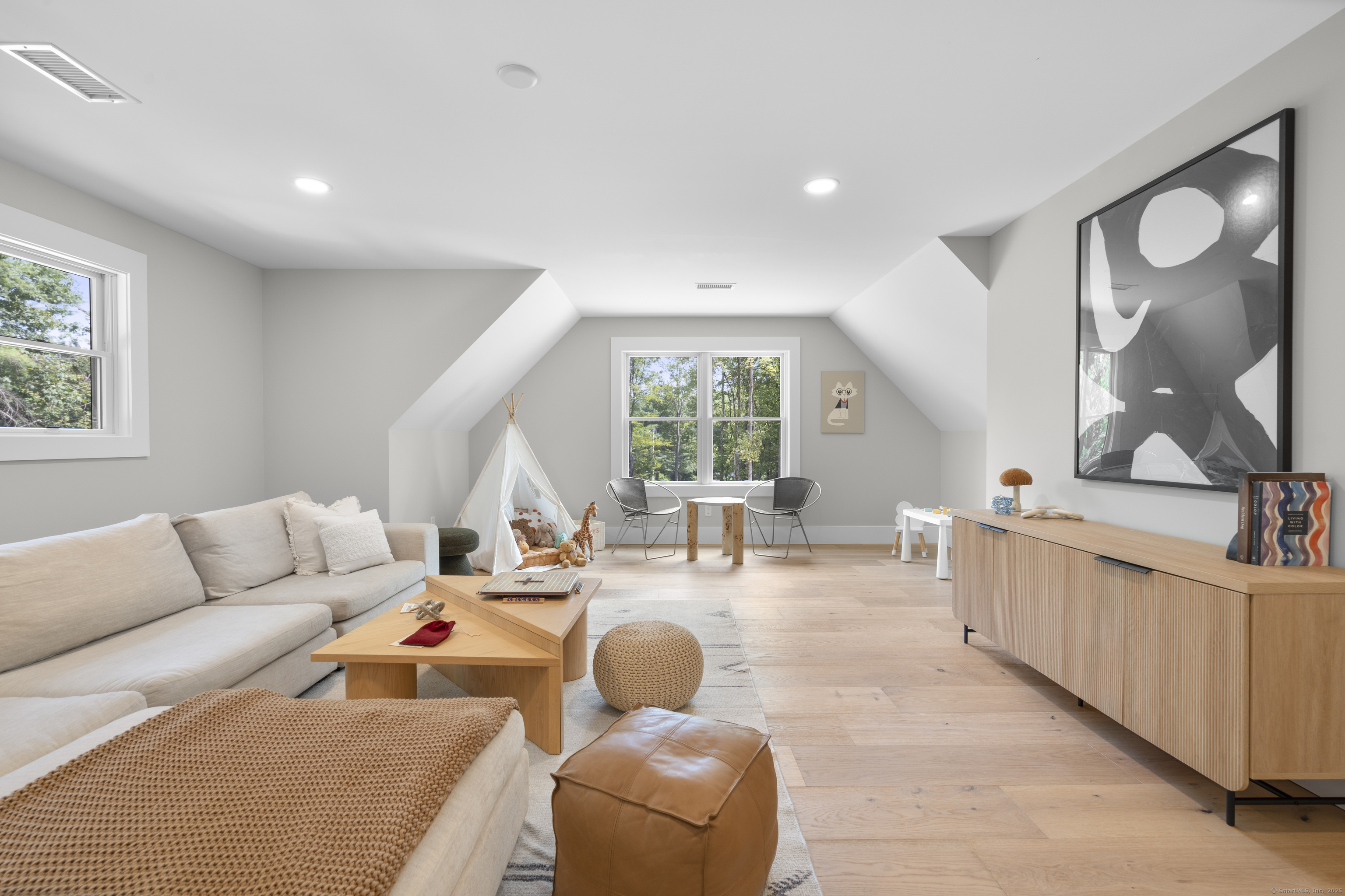 16 Chevas Road Avon CT 06001