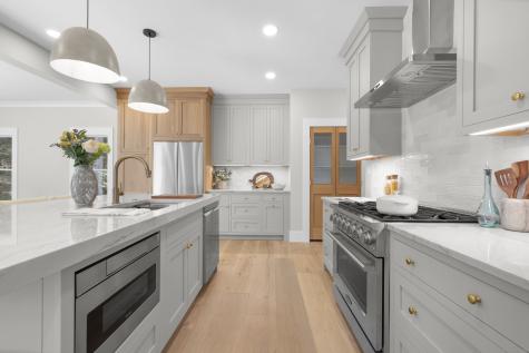 16 Chevas Road Avon CT 06001